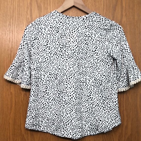 ruffle shirt polka dot shirt XL NWT Reb in J. White black exaggerated ruffle top - Picture 12 of 16